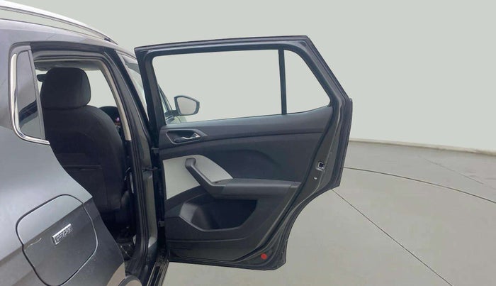 2024 Skoda KUSHAQ STYLE 1.5L TSI DSG (6 AIRBAGS), Petrol, Automatic, 8,891 km, RHS Rear Door
