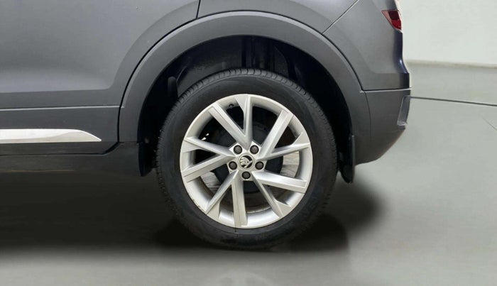 2024 Skoda KUSHAQ STYLE 1.5L TSI DSG (6 AIRBAGS), Petrol, Automatic, 8,891 km, Left Rear Wheel