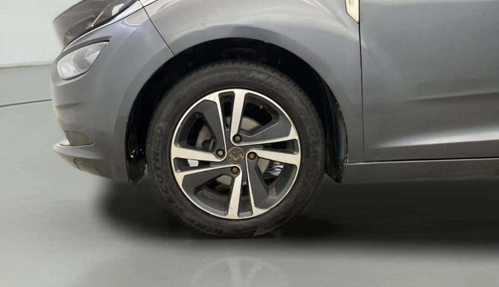 2021 Tata ALTROZ XZ DIESEL, Diesel, Manual, 73,695 km, Left Front Tyre Tread