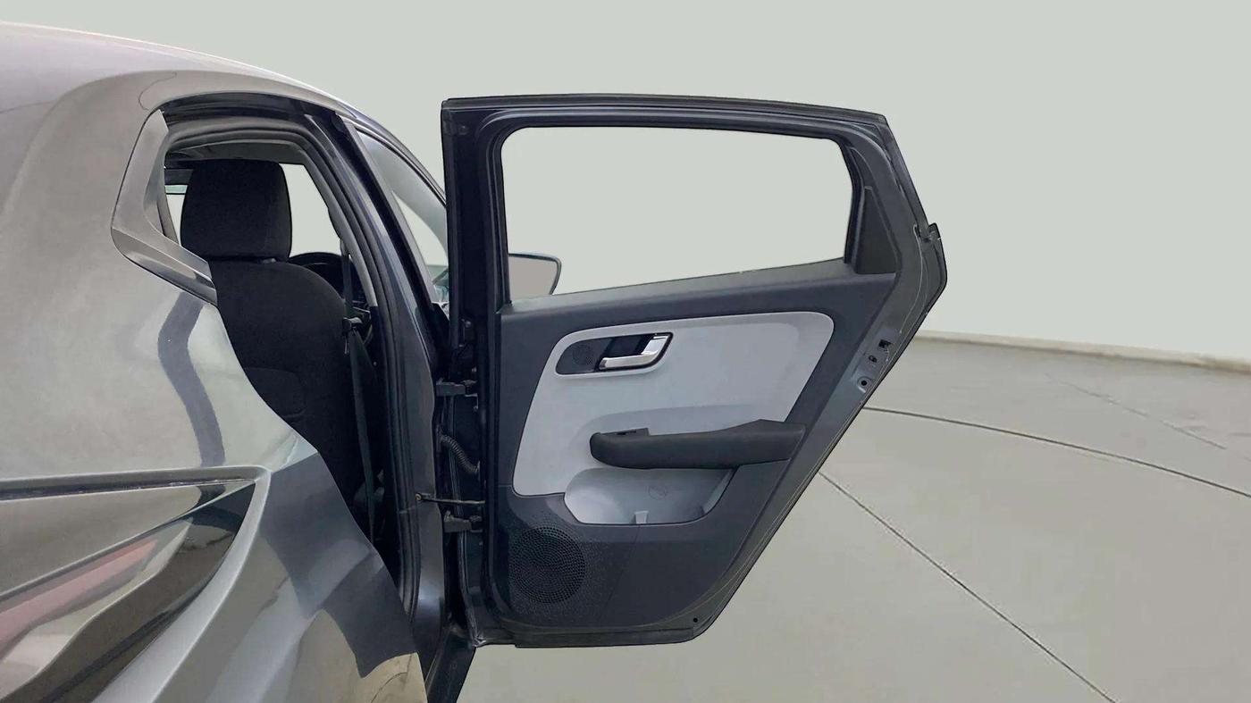 2021 Tata ALTROZ XZ DIESEL, Diesel, Manual, 73,822 km, RHS Rear Door