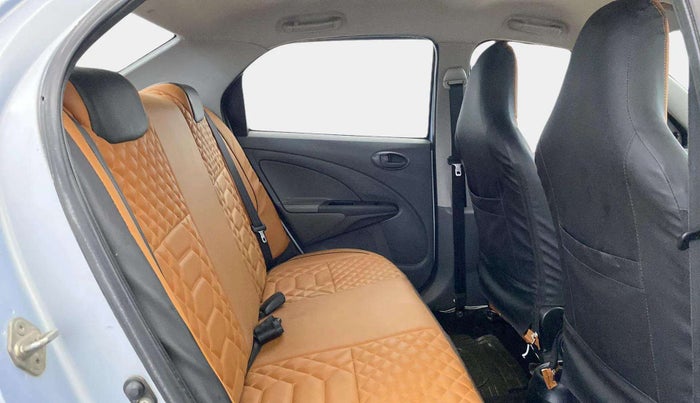 2013 Toyota Etios G, Petrol, Manual, 44,267 km, Right Side Rear Door Cabin