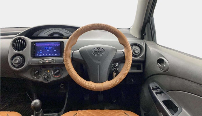 2013 Toyota Etios G, Petrol, Manual, 44,267 km, Steering Wheel Close Up