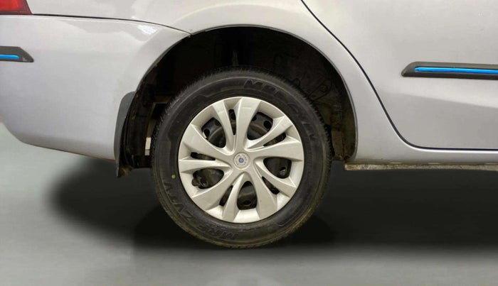 2013 Toyota Etios G, Petrol, Manual, 44,267 km, Right Rear Wheel