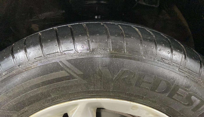 2018 Hyundai Creta SX PLUS 1.6 DIESEL, Diesel, Manual, 85,897 km, Left Front Tyre Tread