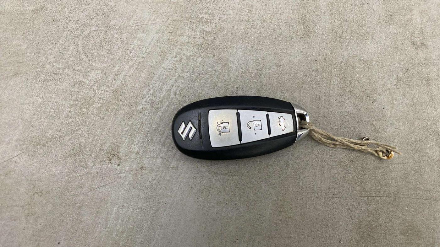2020 Maruti Ciaz ALPHA  AT 1.5 SHVS PETROL, Petrol, Automatic, 64,778 km, Key Close Up