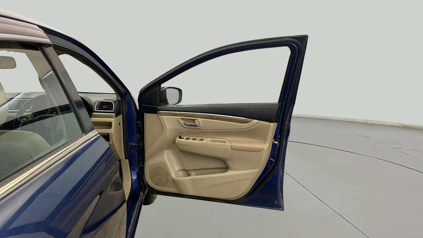 2020 Maruti Ciaz ALPHA  AT 1.5 SHVS PETROL, Petrol, Automatic, 64,778 km, RHS Front Door