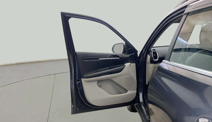 2020 KIA SONET HTX 1.5, Diesel, Manual, 57,906 km, LHS Front Door