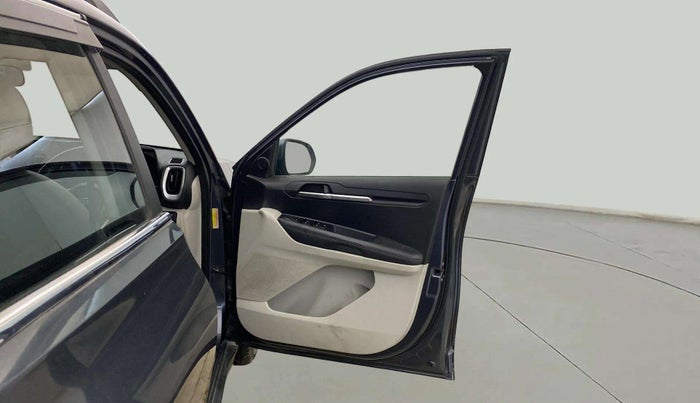 2020 KIA SONET HTX 1.5, Diesel, Manual, 57,906 km, RHS Front Door