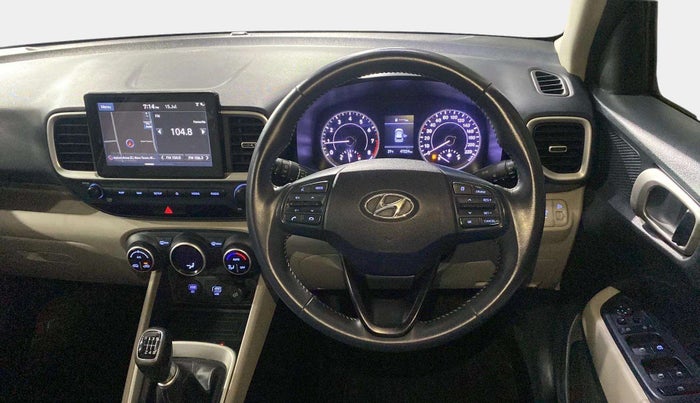 2019 Hyundai VENUE SX 1.0 (O) TURBO DUAL TONE, Petrol, Manual, 47,219 km, Steering Wheel Close Up