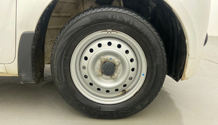 2021 Maruti New Wagon-R LXI CNG 1.0 L, CNG, Manual, 33,652 km, Right Front Wheel