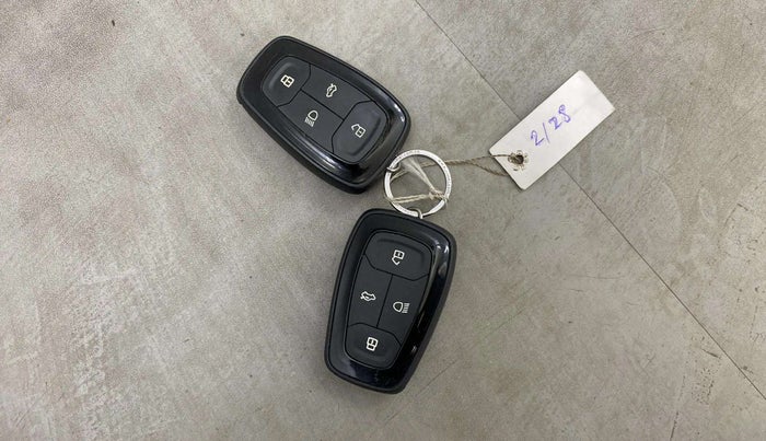 2019 Tata NEXON XZ PLUS PETROL, Petrol, Manual, 75,641 km, Key Close Up