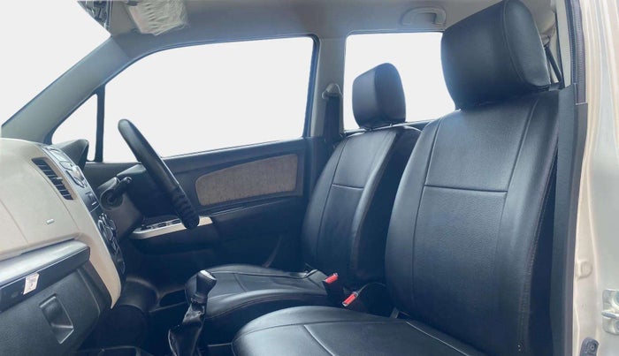 2016 Maruti Wagon R 1.0 VXI, Petrol, Manual, 33,926 km, Right Side Front Door Cabin