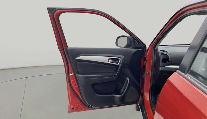 2020 Maruti Vitara Brezza ZXI PLUS DUAL TONE, Petrol, Manual, 1,02,010 km, LHS Front Door