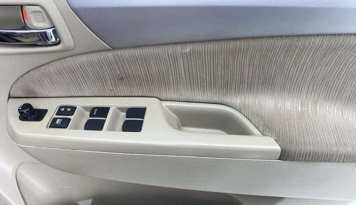 2015 Maruti Ertiga ZXI, Petrol, Manual, 55,492 km, Driver Side Door Panels Control