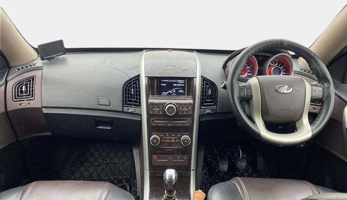2014 Mahindra XUV500 W6, Diesel, Manual, 80,985 km, Dashboard