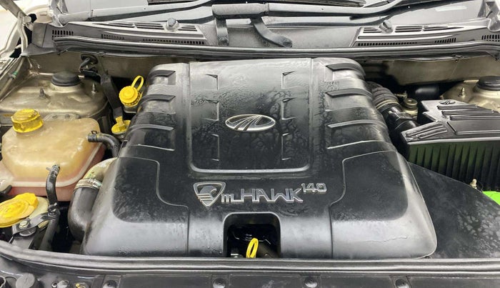2014 Mahindra XUV500 W6, Diesel, Manual, 80,985 km, Engine View