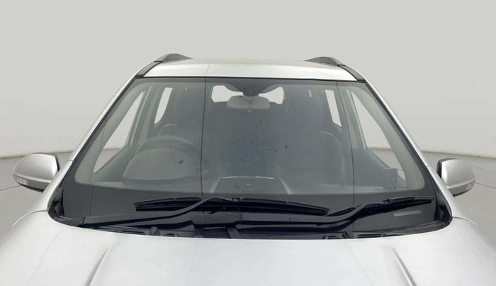 2014 Mahindra XUV500 W6, Diesel, Manual, 80,985 km, Front Windshield
