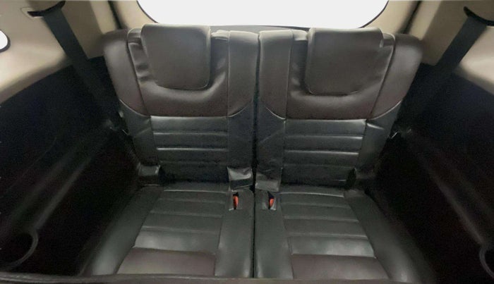 2014 Mahindra XUV500 W6, Diesel, Manual, 80,985 km, Third Seat Row ( optional )