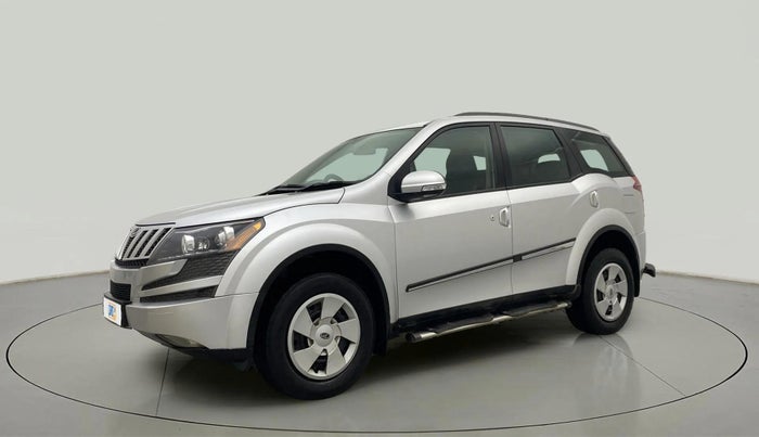 2014 Mahindra XUV500 W6, Diesel, Manual, 80,985 km, Left Front Diagonal