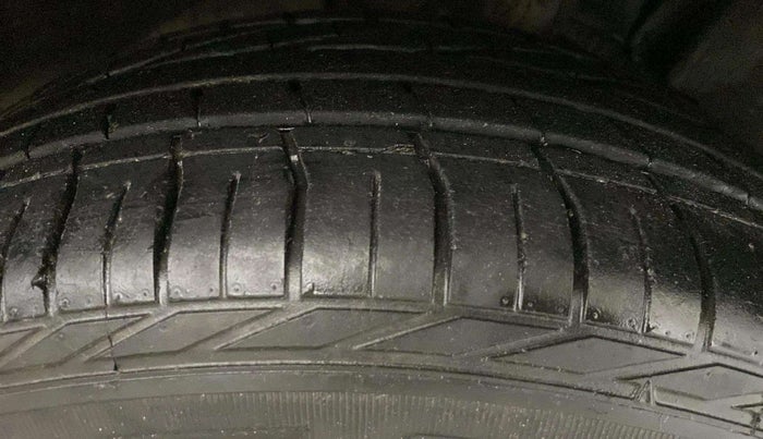 2023 Tata NEXON XZA PLUS PETROL, Petrol, Automatic, 26,542 km, Right Front Tyre Tread