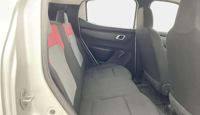 2019 Renault Kwid RXT 1.0 AMT (O), Petrol, Automatic, 35,858 km, Right Side Rear Door Cabin