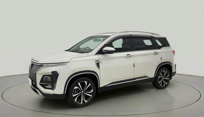 2023 MG HECTOR PLUS SHARP PRO 1.5 TURBO MT 7 STR, Petrol, Manual, 12,519 km, Left Front Diagonal