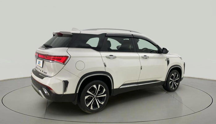 2023 MG HECTOR PLUS SHARP PRO 1.5 TURBO MT 7 STR, Petrol, Manual, 12,519 km, Right Back Diagonal