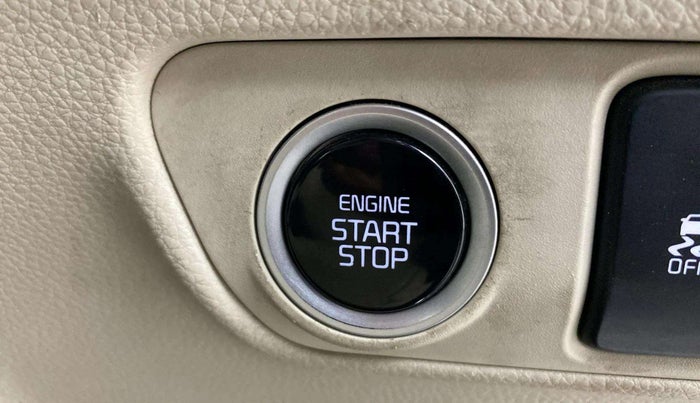 2022 KIA CARENS LUXURY PLUS 1.5 DIESEL AT 6 STR, Diesel, Automatic, 43,144 km, Keyless Start/ Stop Button