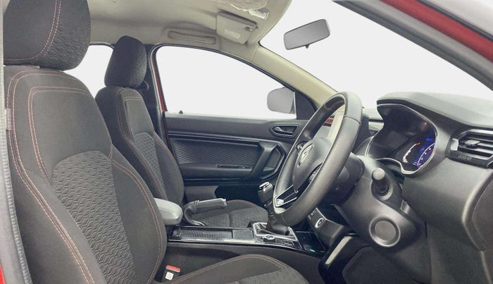 2023 Renault Kiger RXZ MT, Petrol, Manual, 29,606 km, Right Side Front Door Cabin