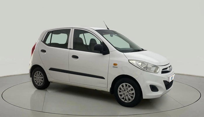 2015 Hyundai i10 MAGNA 1.1, CNG, Manual, 1,23,973 km, Right Front Diagonal