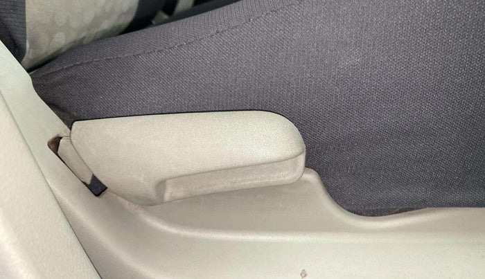 2014 Maruti Celerio VXI AMT, Petrol, Automatic, 43,477 km, Driver Side Adjustment Panel