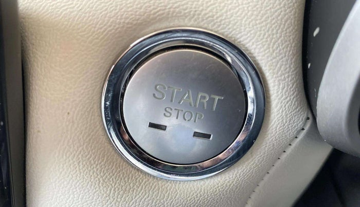 2023 MG ASTOR SAVVY 1.5 CVT, Petrol, Automatic, 25,112 km, Keyless Start/ Stop Button