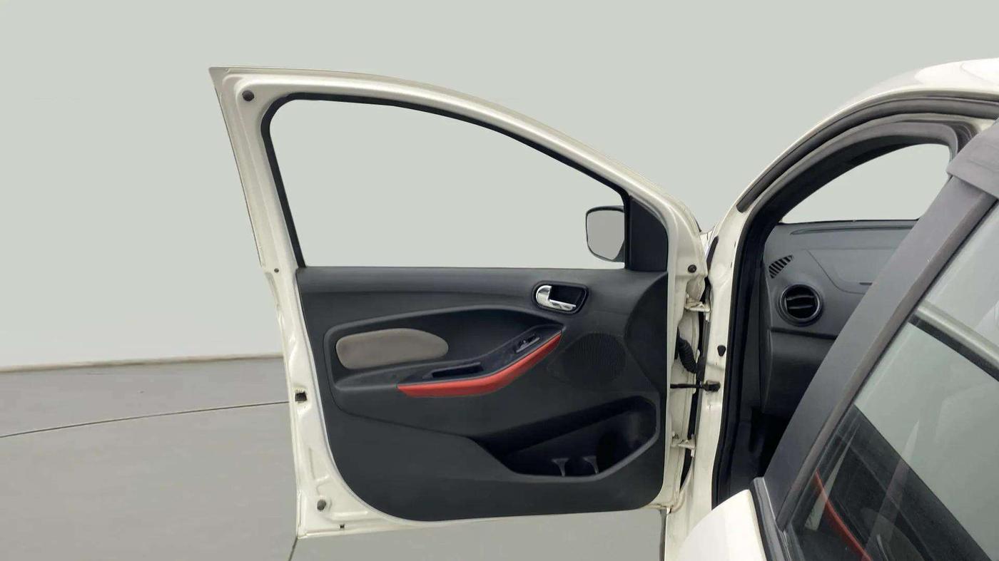 2021 Ford FREESTYLE FLAIR EDITION 1.2 PETROL, Petrol, Manual, 56,523 km, LHS Front Door