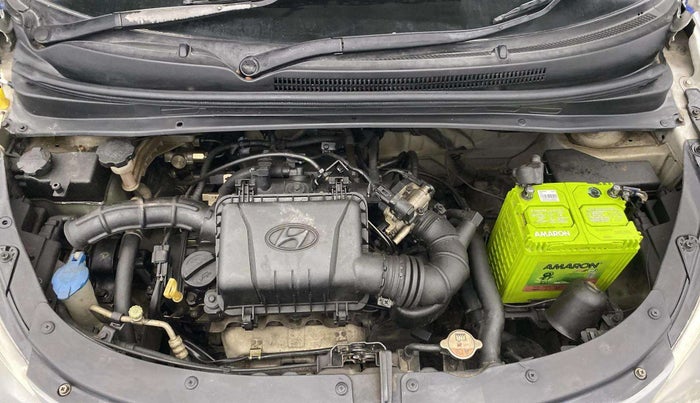 2013 Hyundai i10 MAGNA 1.1, Petrol, Manual, 30,307 km, Engine View