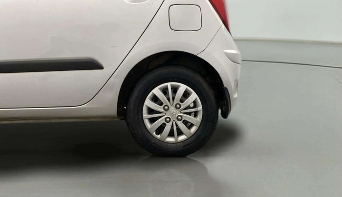 2013 Hyundai i10 MAGNA 1.1, Petrol, Manual, 30,307 km, Left Rear Wheel