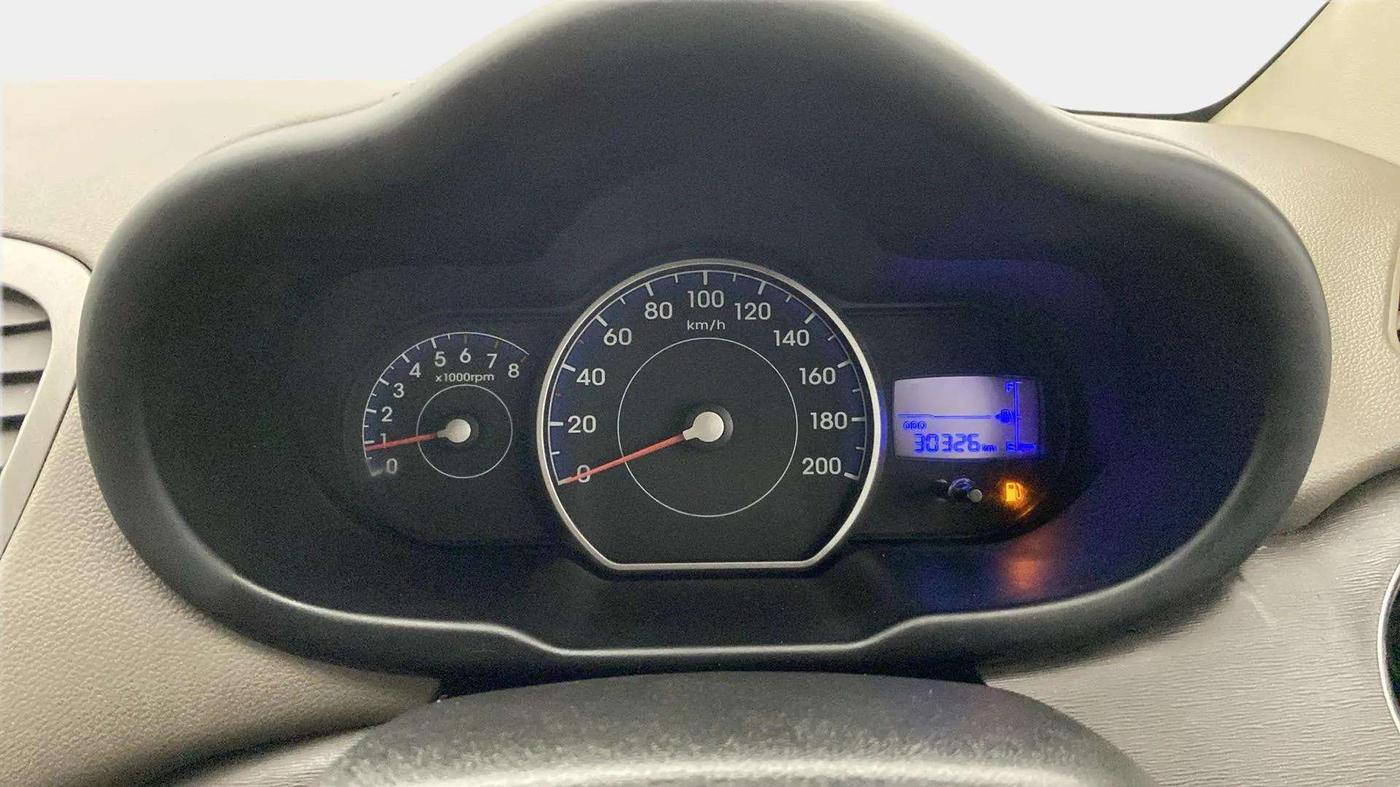 2013 Hyundai i10 MAGNA 1.1, Petrol, Manual, 30,307 km, Odometer Image