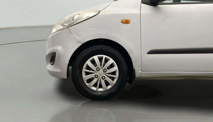 2013 Hyundai i10 MAGNA 1.1, Petrol, Manual, 30,307 km, Left Front Wheel