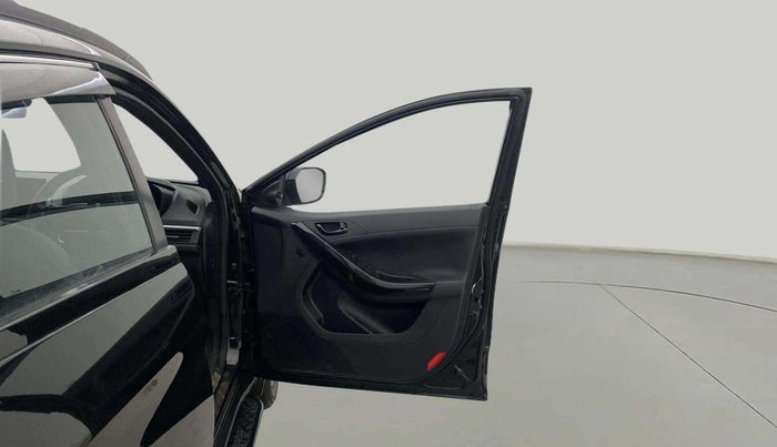 2024 Tata NEXON Fearless Plus S Dark, Petrol, Manual, 4,068 km, RHS Front Door