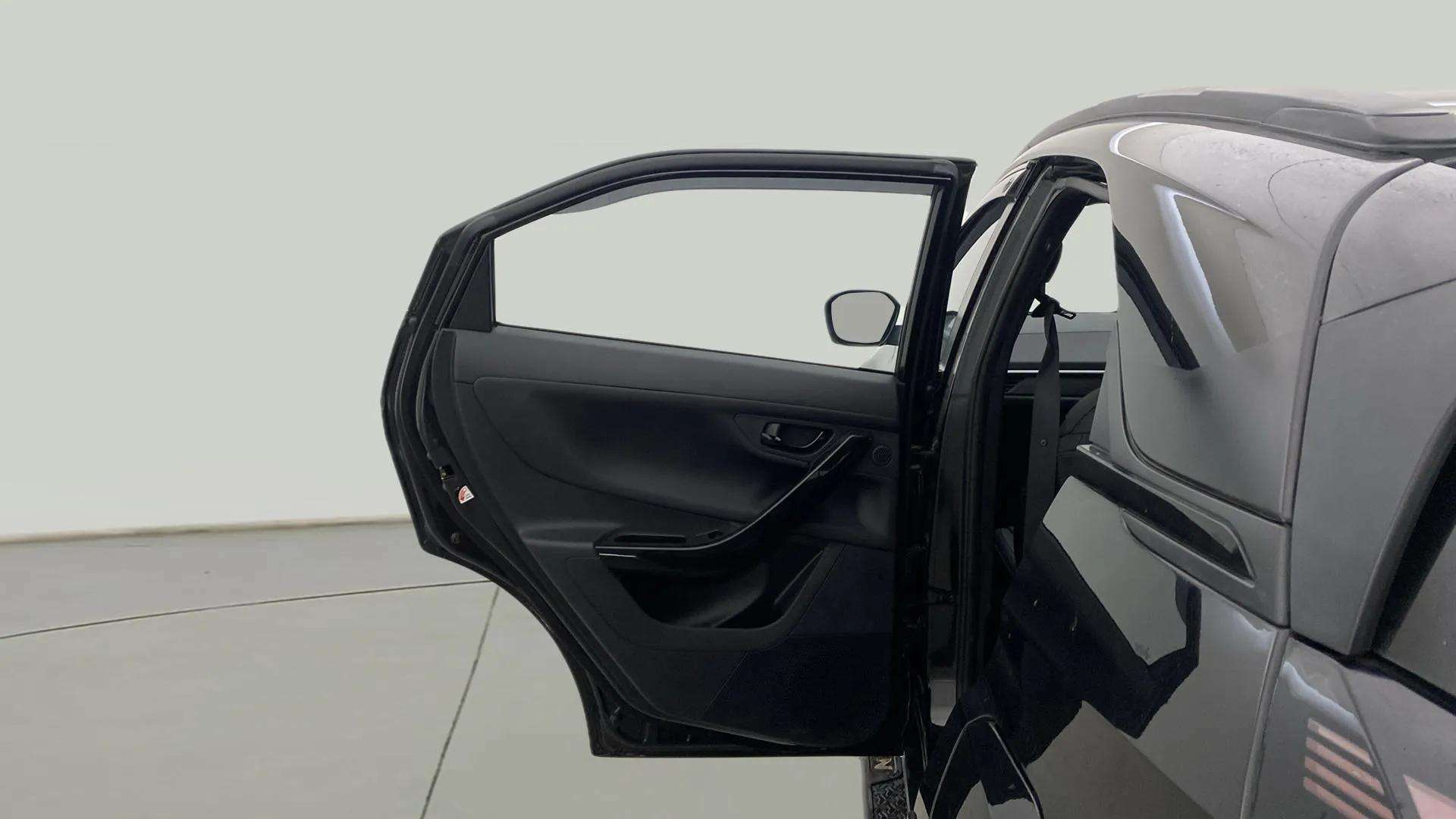 LHS-Rear-Door-Open