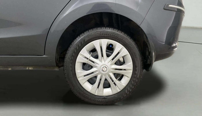 2016 Tata Zest XMS PETROL, Petrol, Manual, 80,972 km, Left Rear Wheel