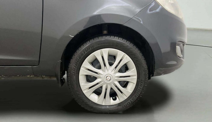 2016 Tata Zest XMS PETROL, Petrol, Manual, 80,972 km, Right Front Wheel