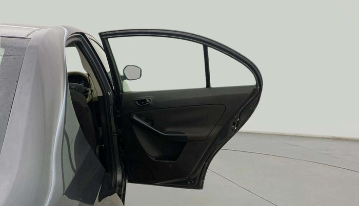 2016 Tata Zest XMS PETROL, Petrol, Manual, 80,972 km, RHS Rear Door