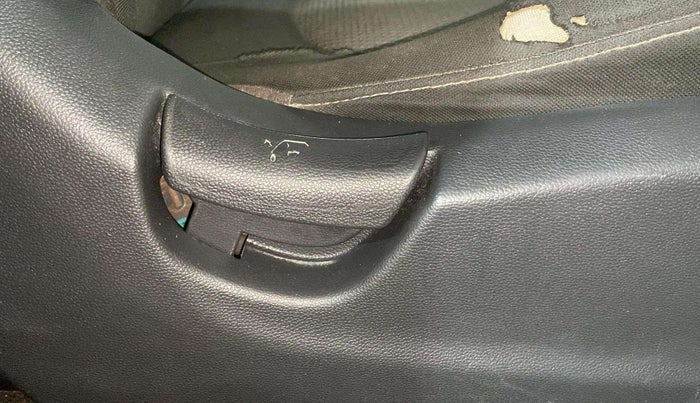2017 Hyundai Creta E PLUS 1.6 PETROL, Petrol, Manual, 67,119 km, Driver Side Adjustment Panel