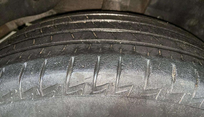 2017 Hyundai Creta E PLUS 1.6 PETROL, Petrol, Manual, 67,119 km, Right Rear Tyre Tread