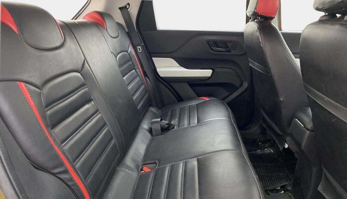 2022 Tata PUNCH ACCOMPLISHED MT, Petrol, Manual, 32,321 km, Right Side Rear Door Cabin
