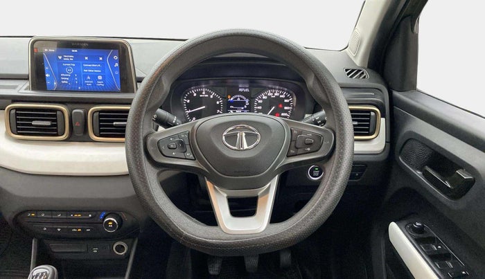 2022 Tata PUNCH ACCOMPLISHED MT, Petrol, Manual, 32,321 km, Steering Wheel Close Up