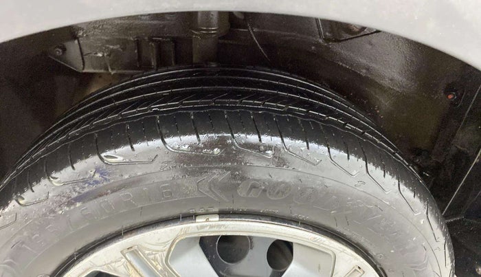 2018 Tata NEXON XM PETROL, Petrol, Manual, 53,112 km, Right Rear Tyre Tread