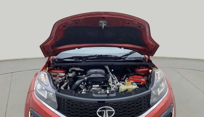2018 Tata NEXON XM PETROL, Petrol, Manual, 53,112 km, Open Bonet