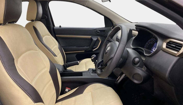 2021 Renault Kiger RXT MT, Petrol, Manual, 24,127 km, Right Side Front Door Cabin