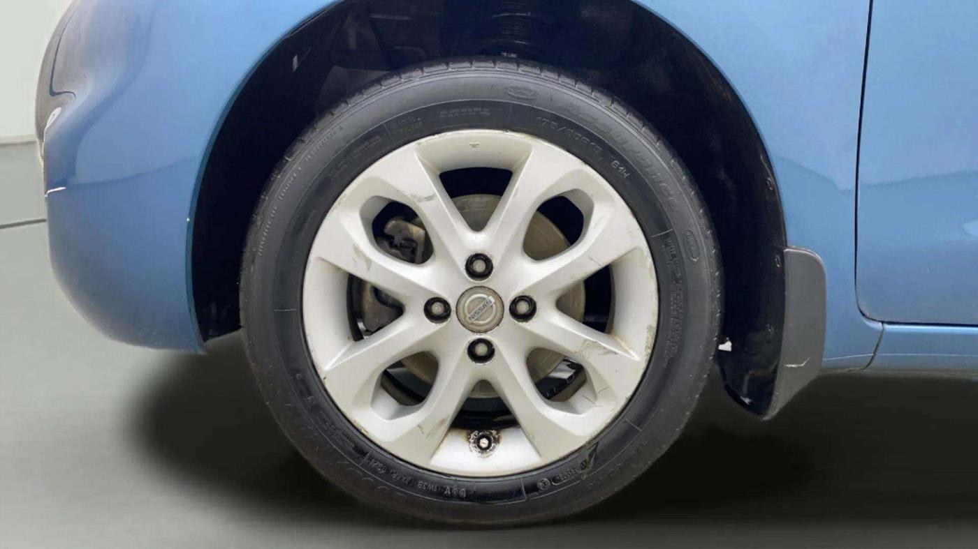 2014 Nissan Micra XV CVT, Petrol, Automatic, 34,494 km, Left Front Wheel